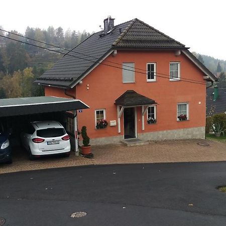 Ferienwohnung Fliederweg Suhl Exterior foto