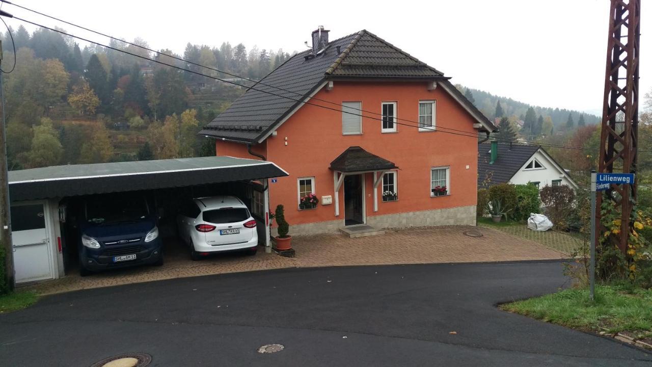 Ferienwohnung Fliederweg Suhl Exterior foto